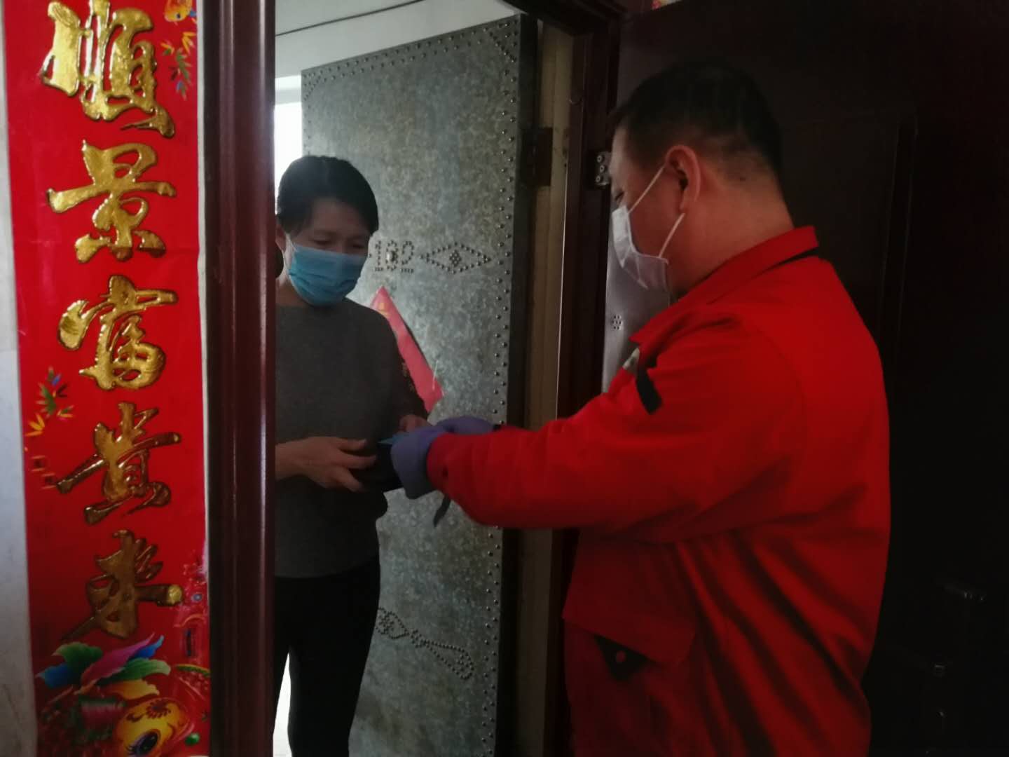 疫情防控，黨員在行動