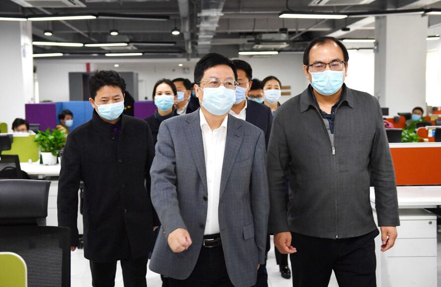 湖南省委常委、長沙市委書記胡衡華到大唐先一科技公司調(diào)研