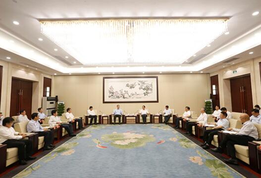 國(guó)家電網(wǎng)董事長(zhǎng)毛偉明與浙江省委書記車俊、省長(zhǎng)袁家軍會(huì)談
