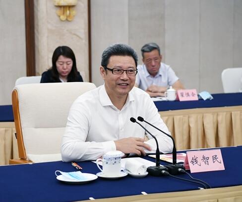 國家電投黨組書記、董事長錢智民拜會重慶市委副書記、市長唐良智