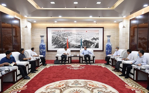 國(guó)家電網(wǎng)有限公司總經(jīng)理、黨組副書(shū)記辛保安會(huì)見(jiàn)寧夏回族自治區(qū)副主席吳秀章