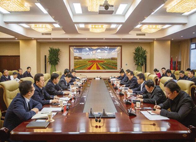 內(nèi)蒙古電力（集團(tuán)）公司董事長(zhǎng)、黨委書記賈振國(guó)帶隊(duì)赴鄂爾多斯地區(qū)調(diào)研