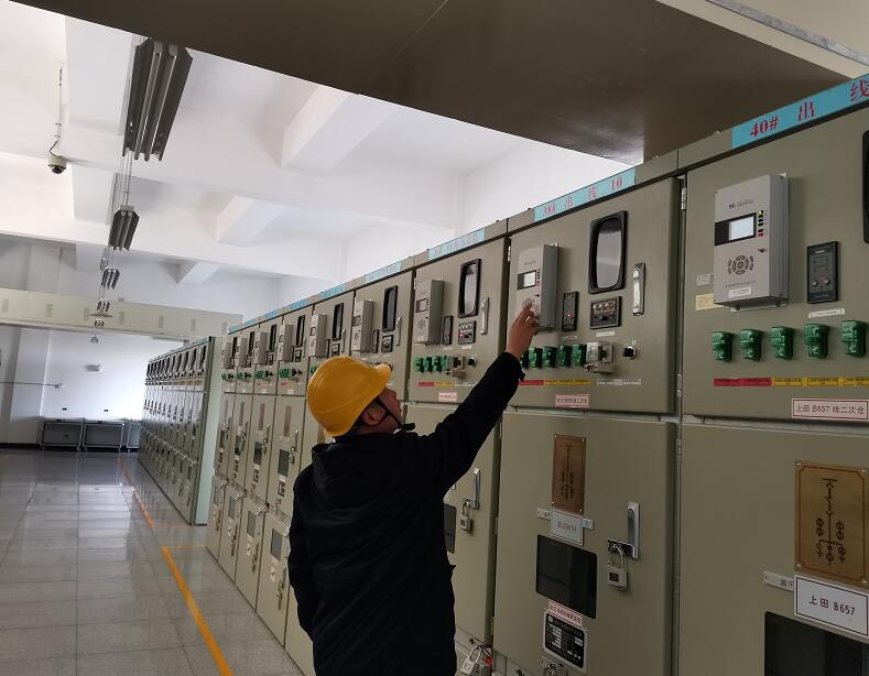 國網(wǎng)慈溪市供電公司開展測控裝置隱患排查，提升變電站安全可靠系數(shù)