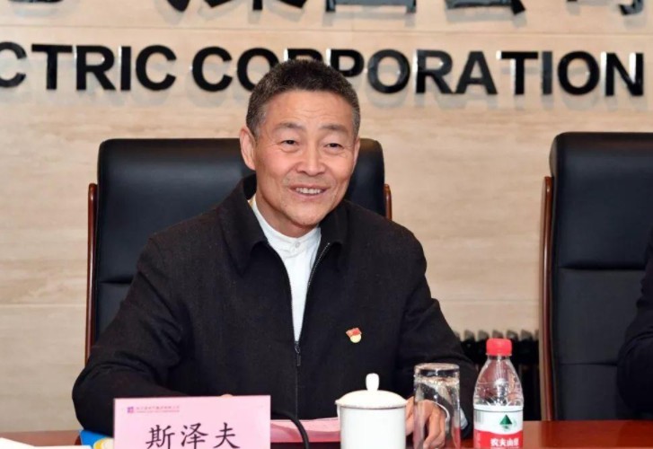 發(fā)展新能源要與電力安全統籌兼顧——訪全國政協常委，哈爾濱電氣集團有限公司黨委書記、董事長斯?jié)煞? width=