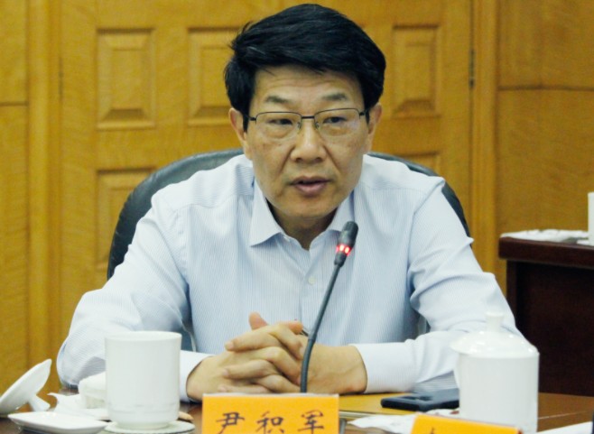 國網(wǎng)浙江省電力有限公司董事長、黨委書記  尹積軍：以“一體四翼”發(fā)展布局落地實踐 推動浙江高質(zhì)量實現(xiàn)碳達峰