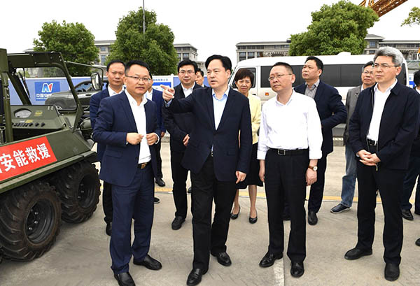 常州市委副書記、市長陳金虎蒞臨中國安能二局常州分公司調(diào)研防汛抗旱工作