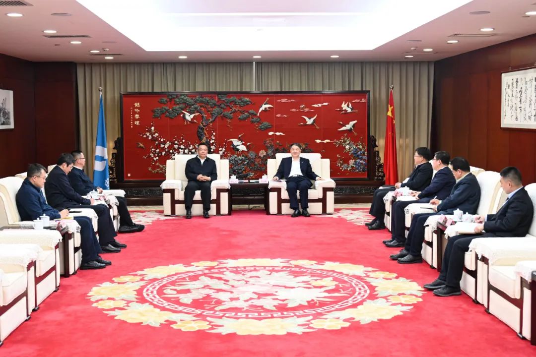 溫樞剛會見哈電集團(tuán)董事長、黨委書記曹志安