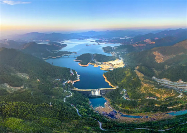 華電福建公司不負春光趕秋實，“雙碳”路上奮楫行