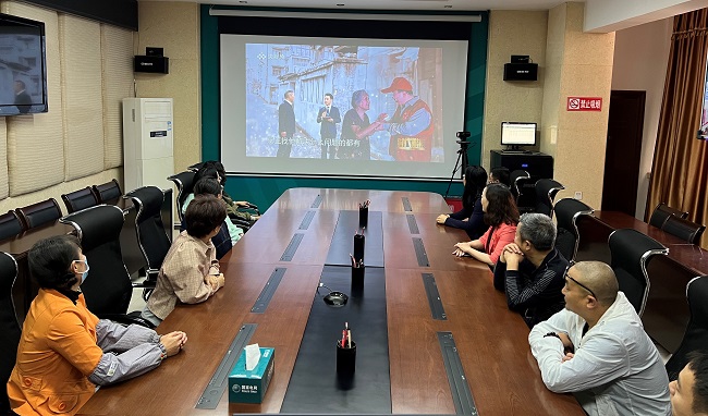 國網(wǎng)會(huì)理市供電公司掀起向“時(shí)代楷?！卞X海軍學(xué)習(xí)的熱潮