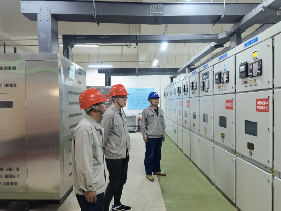 開展客戶側(cè)檢查，為企業(yè)安全用電保駕護(hù)航