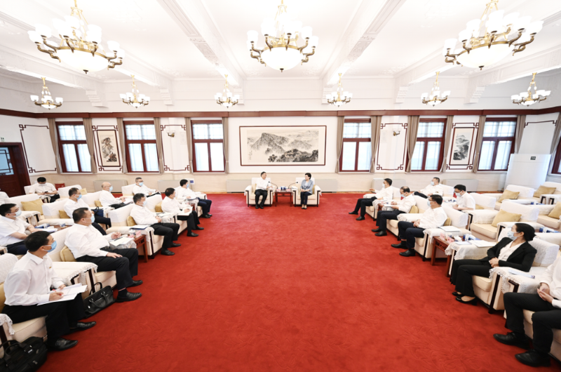宋海良與江蘇省委常委、南京市委書(shū)記韓立明、市長(zhǎng)夏心旻會(huì)談