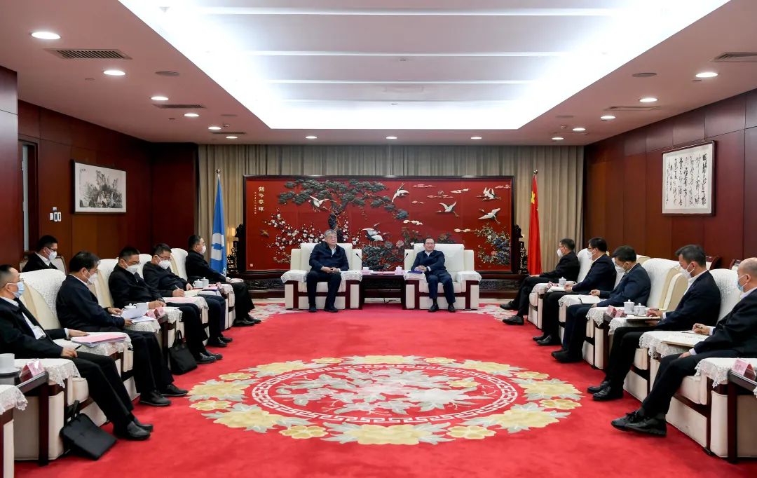 中國華電黨組書記、董事長江毅會見國家能源集團(tuán)黨組書記、董事長劉國躍