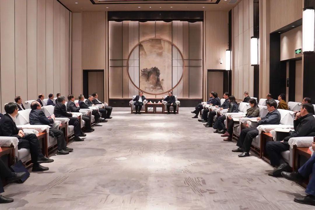 華能集團黨組書記、董事長溫樞剛拜會雄安新區(qū)黨工委書記、管委會主任張國華