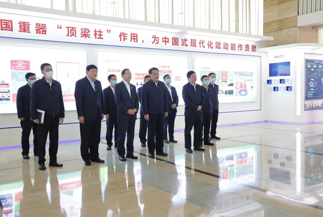 重慶市委書記袁家軍、市長胡衡華與國家電網(wǎng)董事長辛保安、總經(jīng)理張智剛會談