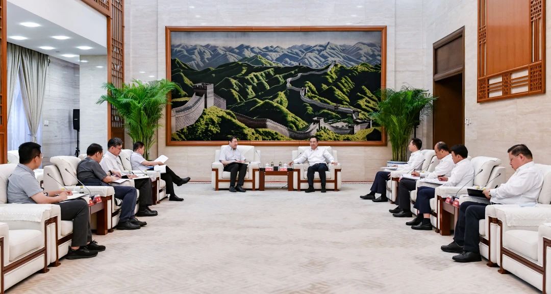大唐集團(tuán)董事長(zhǎng)鄒磊與中國貿(mào)促會(huì)副會(huì)長(zhǎng)張少剛會(huì)談