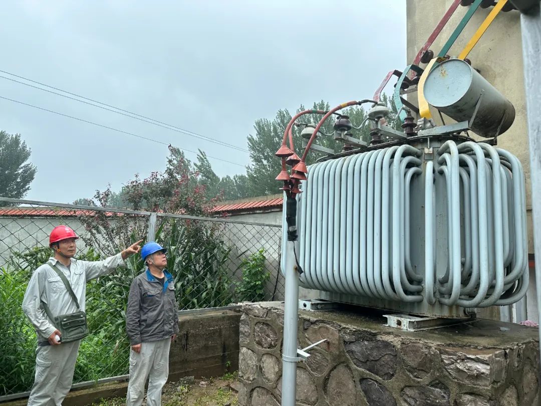 國網(wǎng)玉田縣供電公司：迎戰(zhàn)“杜蘇芮”，筑牢供電保障“堤壩”