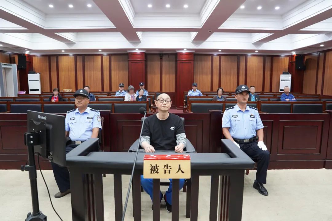 貴州電網(wǎng)有限責(zé)任公司原黨委委員、工會(huì)主席張帆受賄案一審宣判
