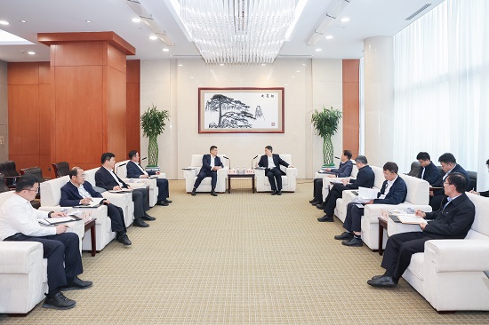 華能集團(tuán)黨組書記、董事長溫樞剛會見山東能源集團(tuán)董事長李偉