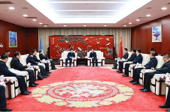 江毅會見內蒙古自治區(qū)黨委常委、常務副主席黃志強