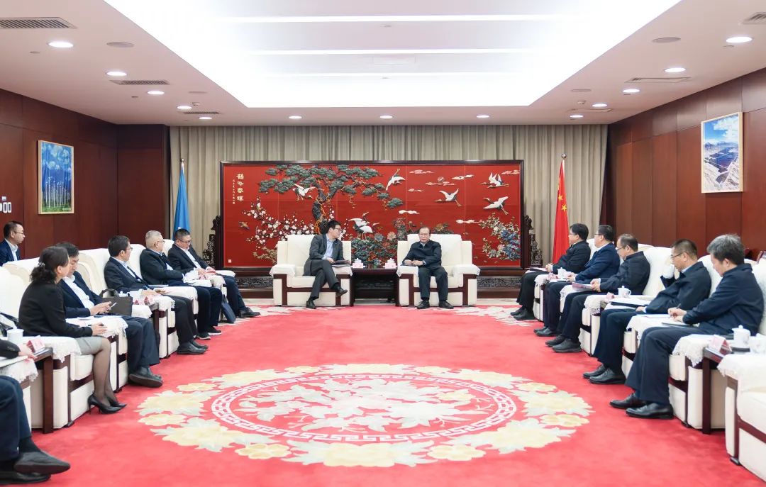 華電黨組書記、董事長(zhǎng)江毅會(huì)見上海電氣集團(tuán)黨委書記、董事長(zhǎng)吳磊