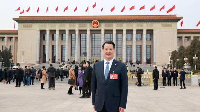 【兩會(huì)好聲音】彭壽院士建議：以應(yīng)用導(dǎo)向?yàn)橹黧w，真正實(shí)現(xiàn)綠色低碳產(chǎn)業(yè)高質(zhì)量發(fā)展