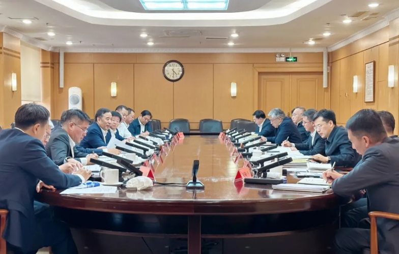 中國(guó)能建黨委書記、董事長(zhǎng)宋海良與遼寧省委常委、大連市委書記熊茂平會(huì)談