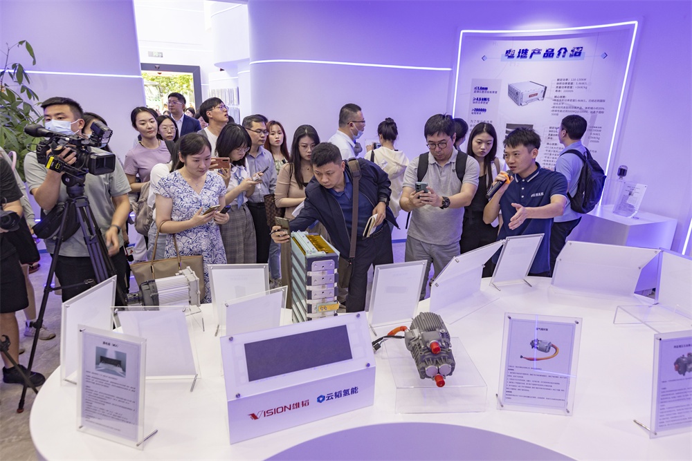 全力推動新型儲能產業(yè)發(fā)展，加快培育新質生產力