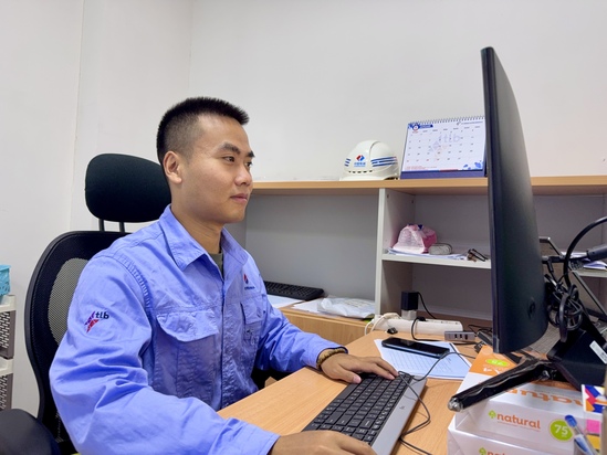 【新春走基層】春節(jié)堅(jiān)守，點(diǎn)亮異國(guó)的奉獻(xiàn)之光